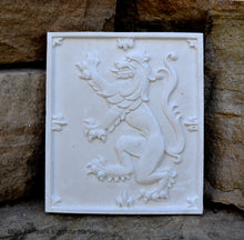 Load image into Gallery viewer, Animal LION Rampant Lowenbrau sculpture wall Plaque www.Neo-Mfg.com 6&quot;
