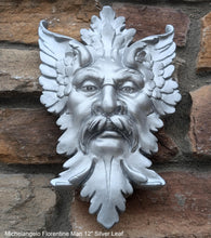 Load image into Gallery viewer, Green Man Michelangelos Florentiner Mann Grünmann Wandskulptur Mittel wall Sculpture Mask Wall Plaque Vintage sculpture 12&quot; www.Neo-Mfg.com
